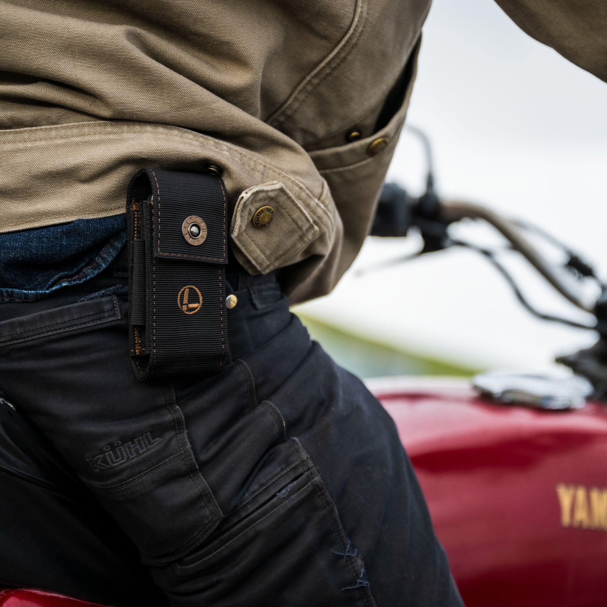 Nylon Sheath w/Pockets - Image 4